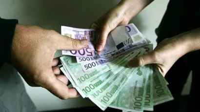Lažna bankarica je nagovorila ženu da na ogradi ostavi veću količinu novca / Foto:MUP RH
