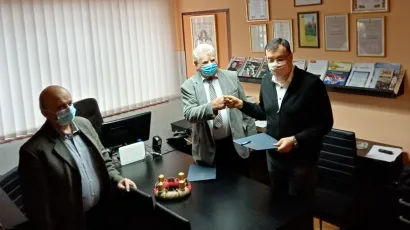 Župan Damir Bajs, predsjednik Matice umirovljenika Općine Veliko Trojstvo Andrija Antolović i načelnik Općine Veliko Trojstvo, Ivan Kovačić / Foto: Deni Marčinković