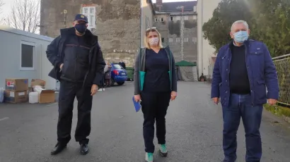 Bjelovarsko-bilogorski dožupan Neven Alić (desno) s glavnom medicinskom sestrom s covid odjela bjelovarske bolnice Mirnom Tićak / Foto: Radio Daruvar