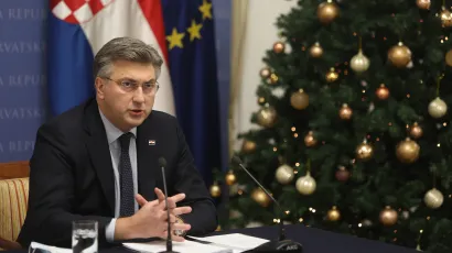 Nakon izlaska iz izolacije zbog koronavirusa, predsjednik Vlade Andrej Plenković održao je konferenciju za medije/Foto: Ranko Šuvar/CROPIX