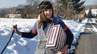 Bakica nije mogla vjerovati kada su joj Andy i njezina obitelj iz prtljažnika izvadili dar/Foto: Andrijana Vinković