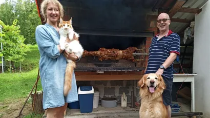 Olga i Stjepan s mačkom Lukom i psom Ikarusom 2020. godine/Foto: Privatni album