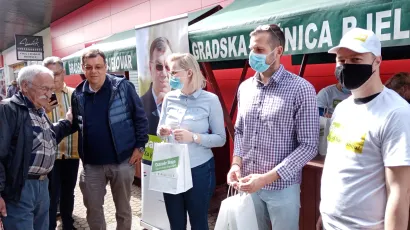 Štand Damira Bajsa na bjelovarskoj Gradskoj tržnici/ Foto: Deni Marčinković