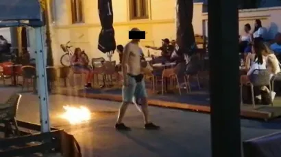 Očevici kažu da muškarac nije bio agresivan prema građanima/Foto: Screenshot