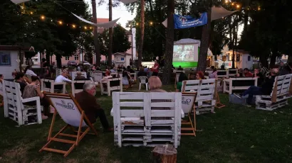 Posjetitelji su oduševljeni projekcijama u Boho parku/ Foto: DOKUart