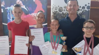 Ramona Pečar i Leon Grgić okitili su se naslovom prvaka Hrvatske u standardnim plesovima/Foto: ŠPK H-8