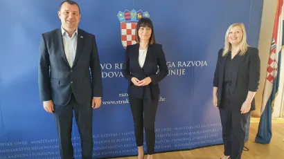 Gradonačelnik Daruvara Damir Lneniček, ministrica Nataša Tramišak i ravnateljica Razvojne agencije Daruvar Danica Cetin Pajer/Foto: Grad Daruvar