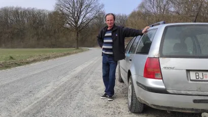 Cesta prema Poveliću uskoro će dobiti asfaltni sloj/Foto: Martina Čapo