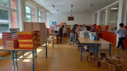 Danas je u Osnovnu školu Čazma stigla većina radnog materijala za učenike/ Foto: Grad Čazma