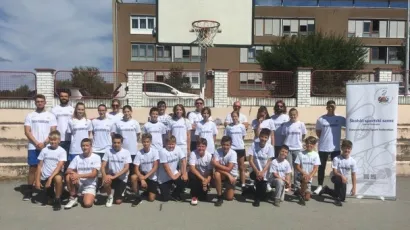 Polaznici besplatne škole košarke/Foto: Školski&nbsp;sportski savez