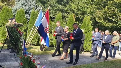 Bjelovarsko-bilogorski župan Marko Marušić, gradonačelnica Pakraca Anamarija Blažević i gradonačelnik Bjelovara Dario Hrebak/ Foto: BBŽ