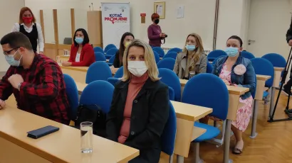 Ove godine pronađena su dodatna sredstva pa nijedno dijete koje ima rješenje nije ostalo bez pomoćnika u nastavi/Foto: Martina Čapo