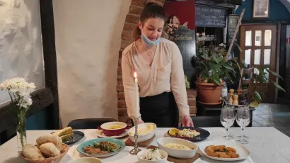 Rea Paripović prezentirala je jela i namirnice koje u Restoranu Bjelovar koriste za pripravljanje autohtonih bilogorskih jela/Foto: Martina Čapo