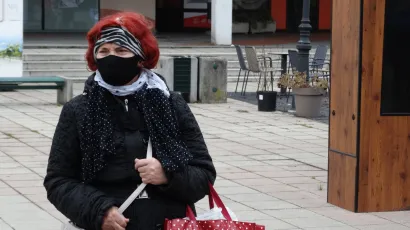 Daruvarčani na javnim površinama nose maske/Foto: Nikica Puhalo