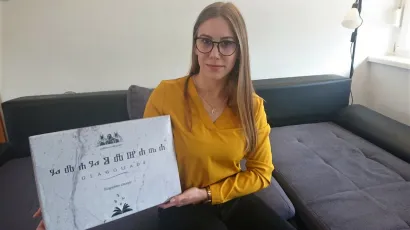 Ana Čičković s originalnom Glagoljadom/Foto: Mario Barać