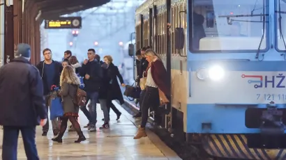 Župan Marušić uspio je postići dogovor s HŽ Putničkim prijevozom, a sezonski turistički vlak vozit će jednom dnevno na relaciji Osijek-Virovitica-Bjelovar-Zagreb-Split/Foto: Marko Todorov/CROPIX (Ilustracija)