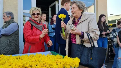 Jučer je na bjelovarskoj Gradskoj tržnici obilježen dar narcisa/Foto: BBŽ