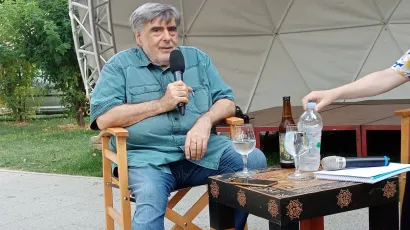 Goran Tribuson predstavio je svoju novu knjigu "Vilinska priča" u bjelovarskom Boho parku/Foto: Deni Marčinković