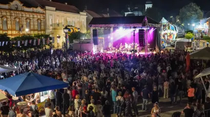 Daruvarski Trg kralja Tomislava bio je pun/Foto: Saša Selihar
