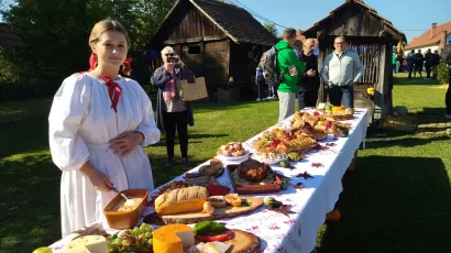 Bogata ponuda tradicionalnih jela/ Foto: Deni Marčinković