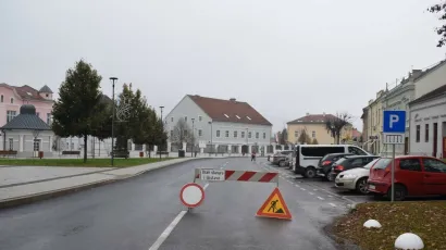 Trg je zatvoren/Foto: Pakrački list
