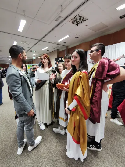 Na štandu mladih Daruvarčana vladala je gužva/Foto: Ekonomska i turistička škola Daruvar