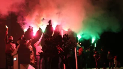 Zapaljene baklje pobjede/ Foto: Pakrački list