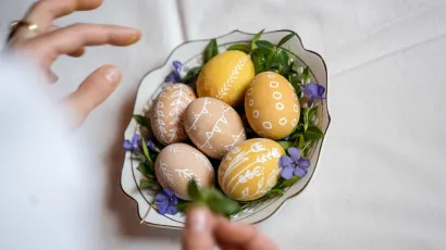 Tradicionalno bojanje jaja/ Foto: Unsplash