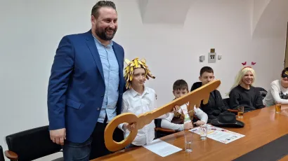Igor Brajdić predao je ključ grada Luki Šimunoviću/ Foto: Deni Marčinković