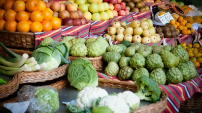 Većim unosom svježeg voća i povrća smanjit ćete unos soli u organizam/Foto: Unsplash