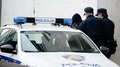 Muškarac je između ostalog završio iza rešetaka zbog opasnosti od utjecaja na svjedoke/Foto: Goran Mehkek/CROPIX (ilustracija)