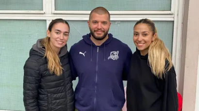 S lijeva na desno Iva Šimić, Gordan Klasić (trener), Ana Mišir/Foto: AK Bjelovar