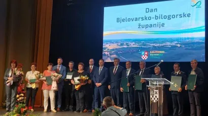 Svi dobitnici županijskih priznanja, plaketa i povelja/Foto: Liga protiv raka Daruvar