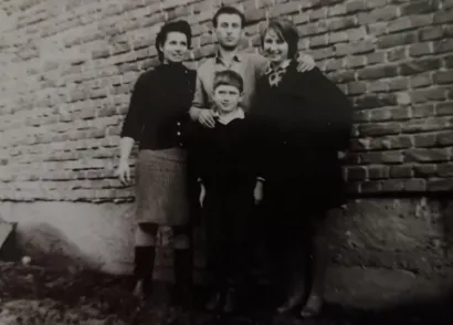 Sa suprugom Marijom, kćerkom Mirom i sinom Krunom//Foto: Slavica Trgovac Martan