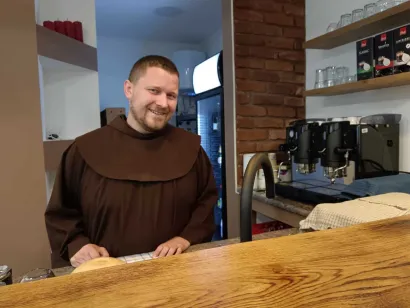 Nedavno je u sklopu samostana uređen lokal u kojem vjernici poslije mise mogu popiti kavu ili čaj/Foto: Slavica Trgovac Martan