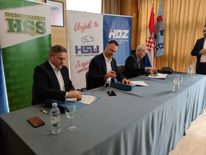 Predstavnici stranaka potpisali su sporazum/Foto: Slavica Trgovac Martan