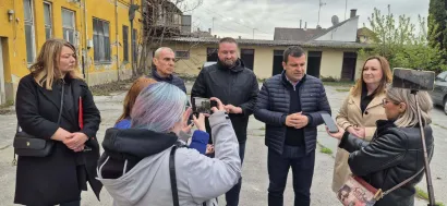 U dvorištu zgrade gdje će biti uređen novi parking/Foto: Grad Bjelovar