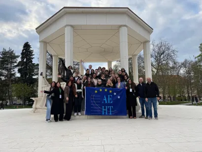 Ispred bjelovarskog paviljona/Foto: TUPŠ Bjelovar