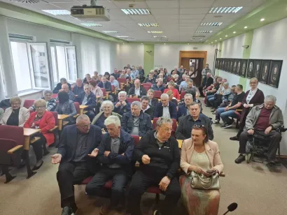 Predstavnici udruga ispunili su veliku vijećnicu/Foto: BBŽ