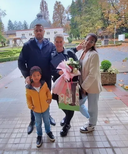 Sa suprugom Ivanom, kćeri Ester i sinom Lim/Foto: Privatni album