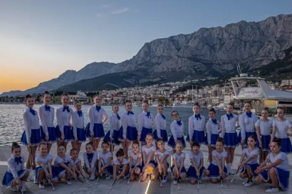 Foto: Pakračke mažoretkinje