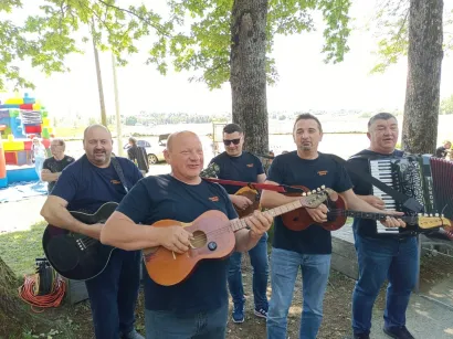 U Čazmi su zasvirali tamburaši/Foto: Grad Čazma