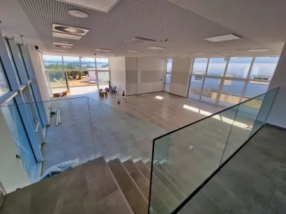 Unutrašnjost Kulturno-edukativnog centra u Tkonu: Privatni album