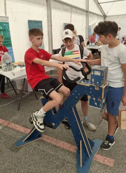 Djeca su isprobavala sve živo i neživo/Foto: Grad Garešnica