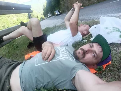 Kratki predah uz cestu/Foto: Privatni album