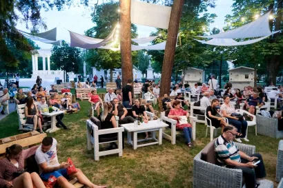 Uživanje u odličnom filmovima pod vedrim nebom/Foto: Udruga DokuArt