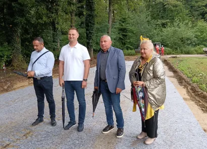 Radove su obišli župan, načelnici i ravnateljica KUC-a/Foto: Slavica Trgovac Martan