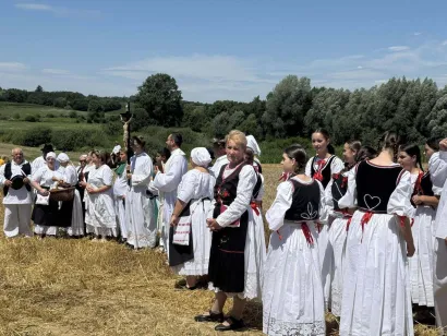 U Velikoj Trnovitici okupilo se i staro i mlado/Foto: Krugoval Garešnica