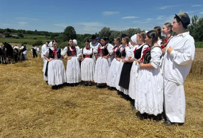 Mladi folkloraši dali su svoj obol manifestaciji/Foto: Krugoval Garešnica