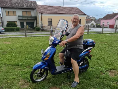 Kolekcionar na svom prepoznatljivom motociklu/Foto: Slavica Trgovac Martan